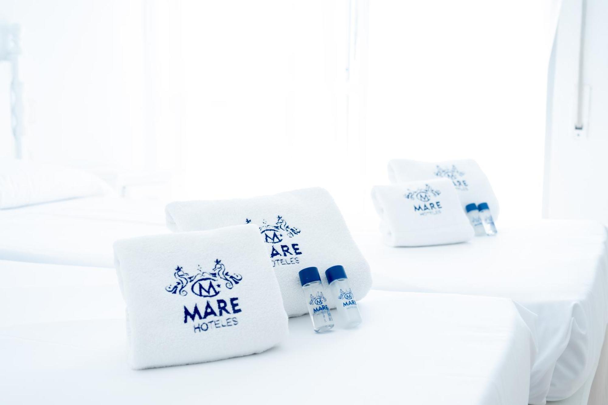 Mare Estepona Hotel ภายนอก รูปภาพ